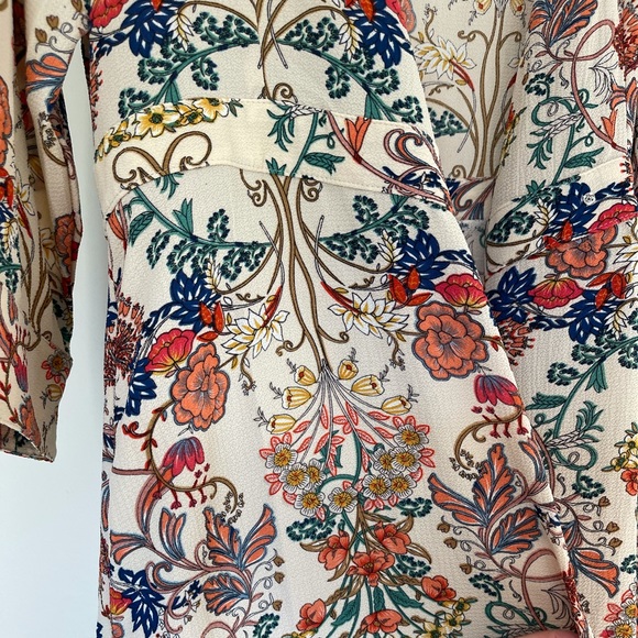 Duster/Wrap Dress Floral - Picture 2 of 4